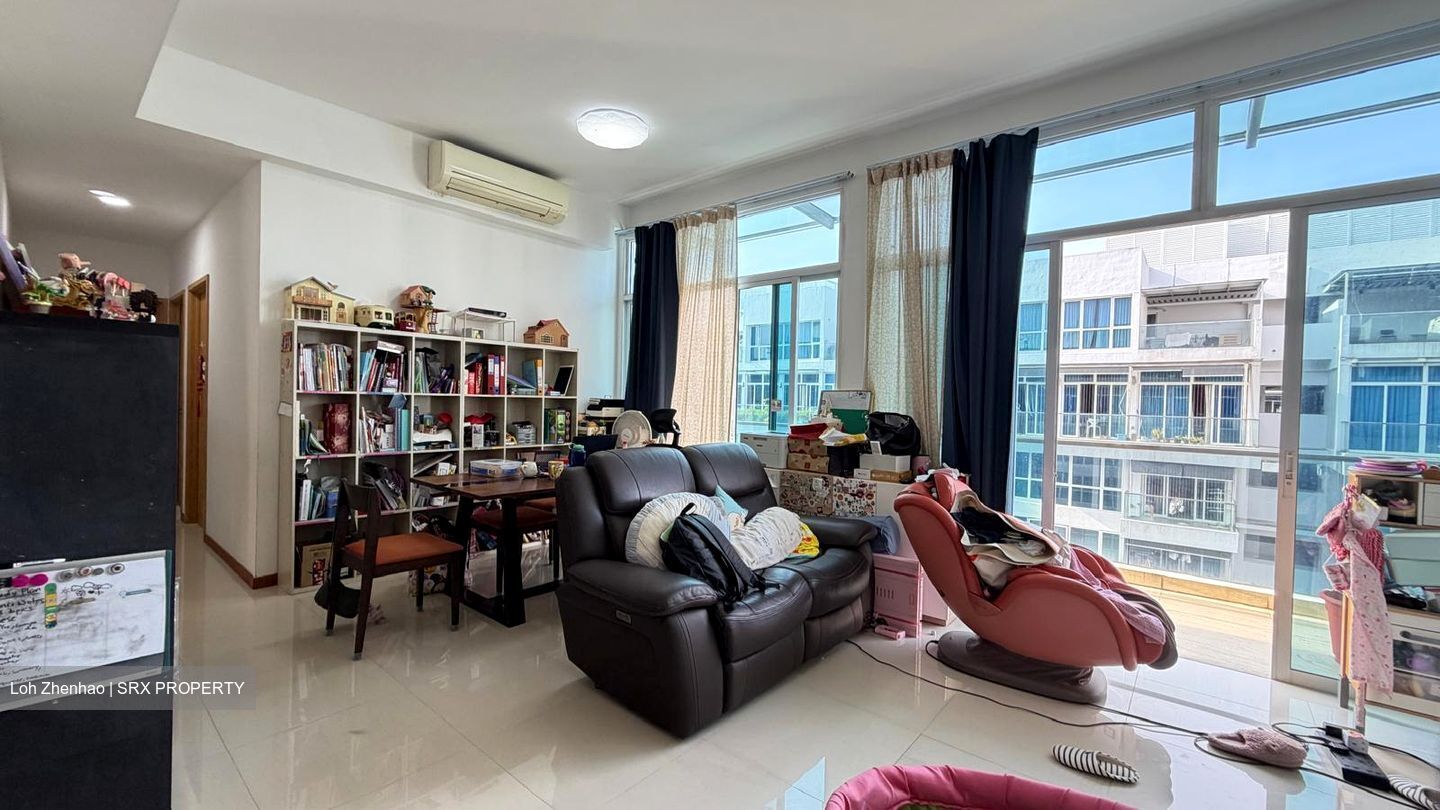The Tampines Trilliant (D18), Condominium #533826741